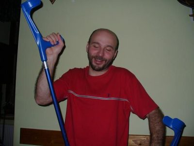 poveselený Míra